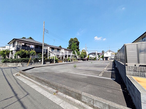 現場風景（現況：駐車場）　【小平市上水南町2丁目】