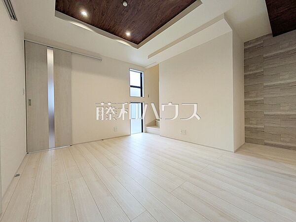 2号棟　リビング　【三鷹市大沢5丁目】