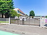 周辺：富士見市立関沢小学校 (620m)