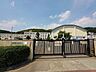 周辺：八王子市立加住小中学校(中学部) (230m)
