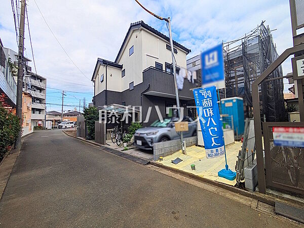接道状況および現場風景　【三鷹市中原1丁目】