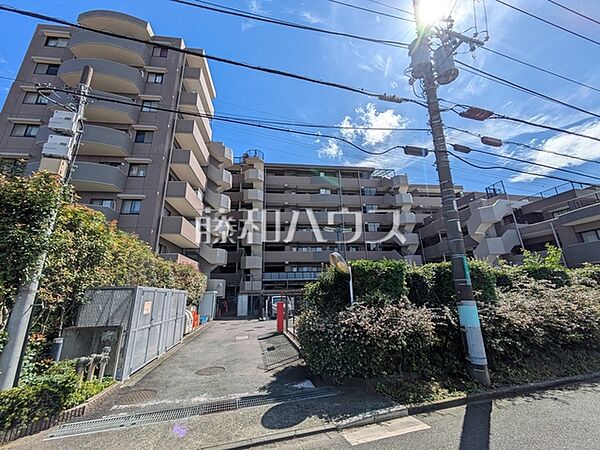 ≪外観≫周辺環境はもちろん、日当たりや設備仕様など、実際に行ってみないと分からないことも多くございます。営業担当がご案内いたしますのでお気軽にお問い合わせくださいませ☆【レクセルガーデン西国分寺】