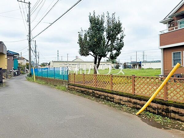 現場風景【東久留米市下里2丁目】 周辺環境はもちろん、日当たりや設備仕様など、実際に行ってみないと分からないことも多くございます。営業担当がご案内いたしますので、お気軽にお問い合わせください。