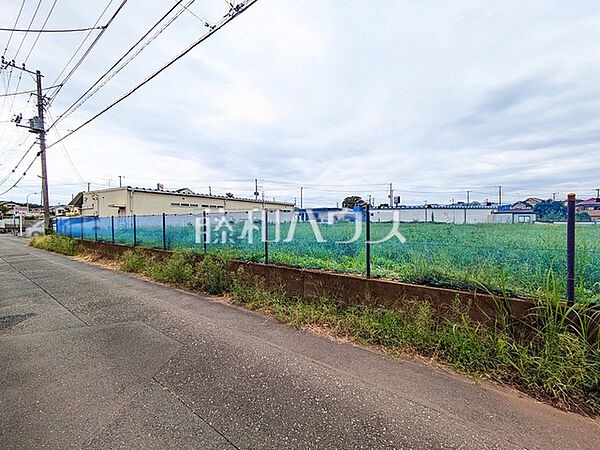 接道状況および現場風景　 物件の事・諸費用の事・住宅ローンなど、小さな疑問もお気軽にご連絡・ご相談下さい。 【東久留米市下里2丁目】