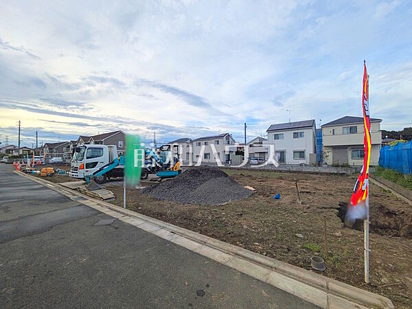 ≪現地外観≫周辺環境はもちろん、日当たりや設備仕様など、実際に行ってみないと分からないことも多くございます。営業担当がご案内いたしますのでお気軽にお問い合わせくださいませ☆【府中市日新町2丁目】