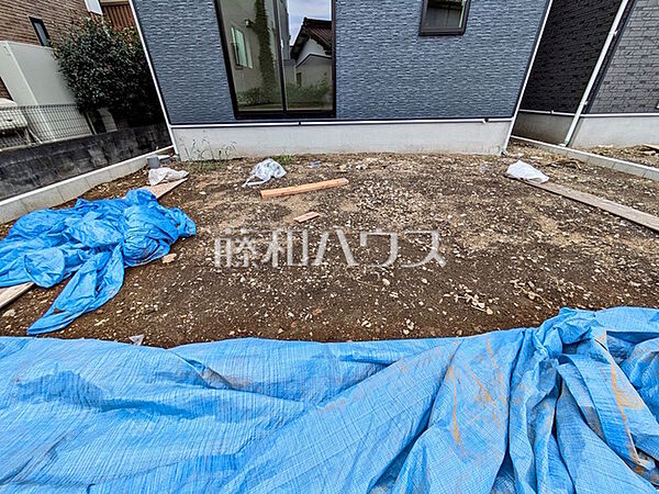1号棟　庭　【八王子市下恩方町】