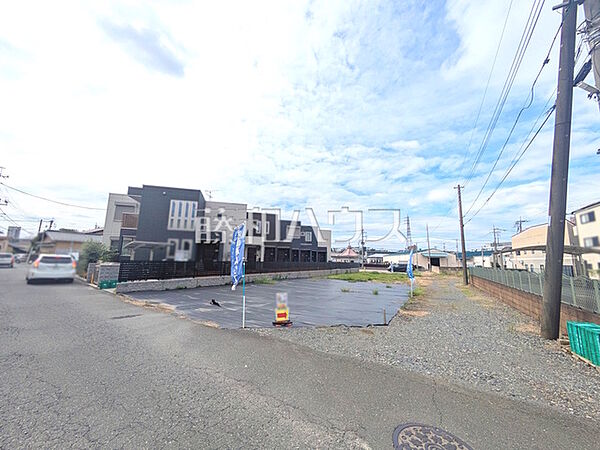 接道状況および現場風景　【朝霞市膝折町4丁目】