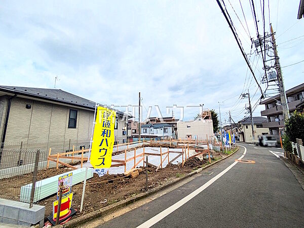 ≪接道状況≫周辺は落ち着いた雰囲気の住宅地です。小さなお子様がいるご家庭も安心です。　【府中市小柳町2丁目】