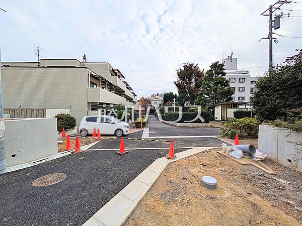 接道状況および現場風景　【練馬区早宮4丁目】