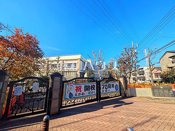 板橋区立北野小学校 (1010m)