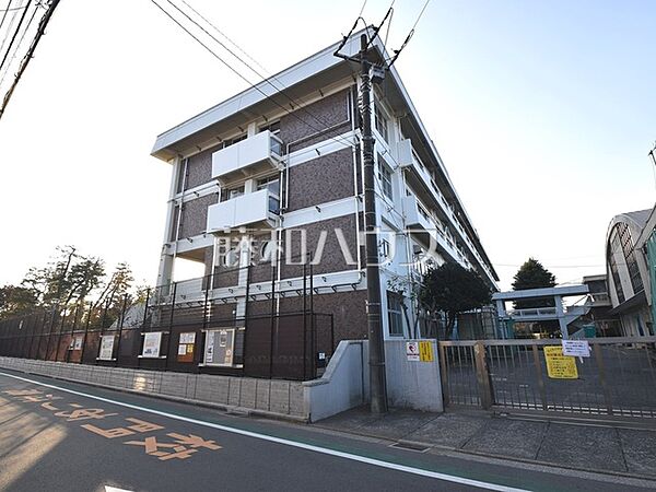 武蔵野市立第三小学校 (510m)