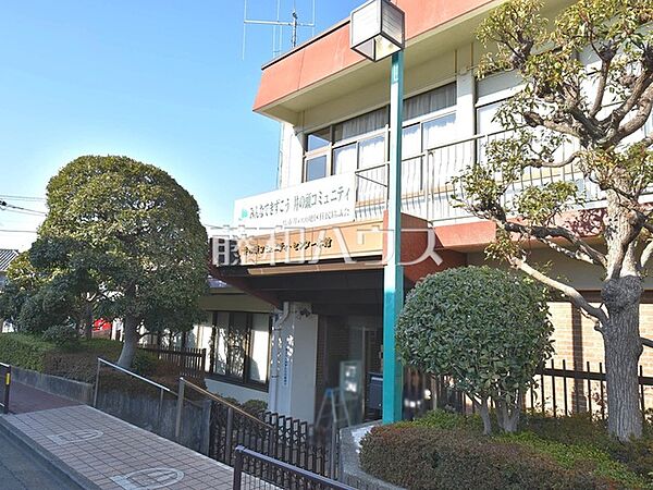 三鷹市 井の頭コミュニティセンター本館 (920m)