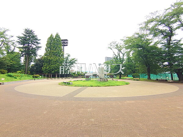 富士森公園 (1010m)