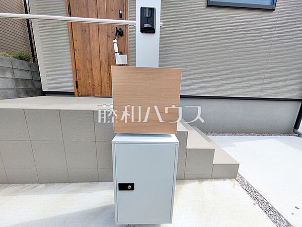 1号棟　玄関　【国分寺市日吉町4丁目】