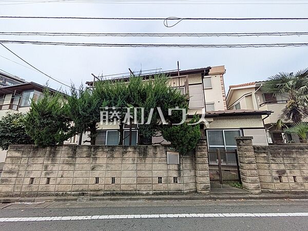 建築条件はございませんので、ライフスタイルに合わせた自由なマイホームづくりが可能です。（現況：古屋有り）　【練馬区東大泉4丁目】