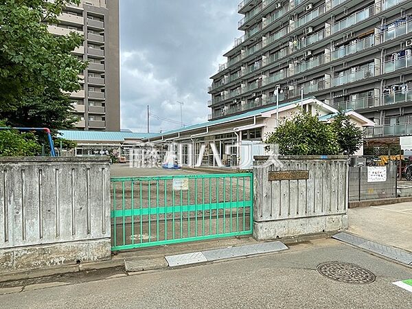 泉水保育園 (520m)