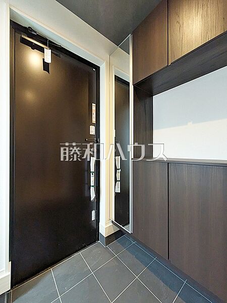 2号棟　内玄関　【八王子市兵衛2丁目】