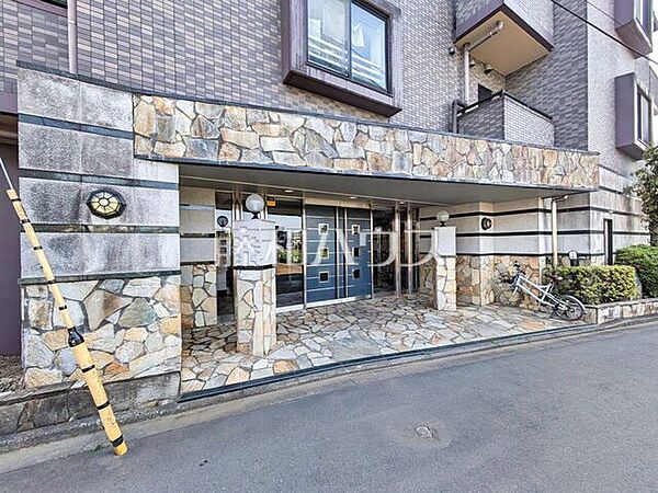 エントランス　【レーベンハイム久米川ルーエンプラッツ】