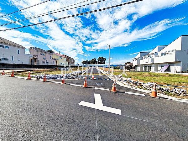 現場風景　【西東京市中町6丁目】 周辺環境はもちろん、日当たりや設備仕様など、実際に行ってみないと分からないことも多くございます。営業担当がご案内いたしますので、お気軽にお問い合わせください