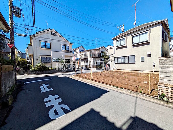 接道状況および現場風景　 物件の事、諸費用の事など、小さな疑問もお気軽にご連絡・ご相談下さい。 　【西東京市中町4丁目】