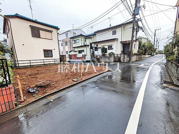 接道状況および現場風景　【西東京市中町4丁目】西武新宿線　東伏見駅徒歩14分の好立地。