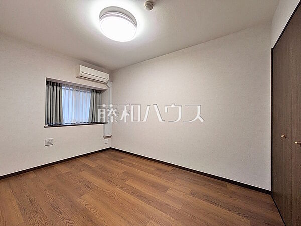 寝室