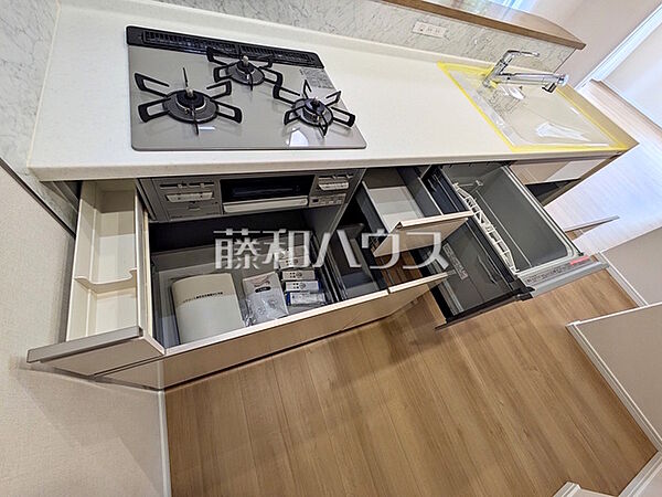 キッチン収納　【西東京市富士町2丁目　ユアコート東伏見弐番館】