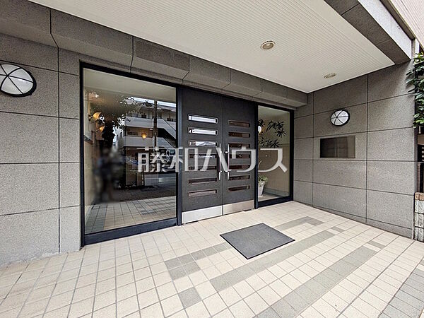 エントランス　【西東京市富士町2丁目　ユアコート東伏見弐番館】