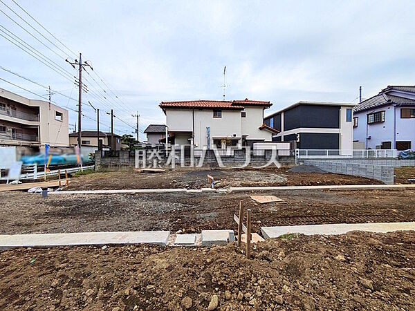 2号地　現地写真　【日野市大字日野】充実した新たな生活を、「あったらいいな」がある、この地から始めてみませんか？鮮やかな青空と暮らすこの土地で・・・。