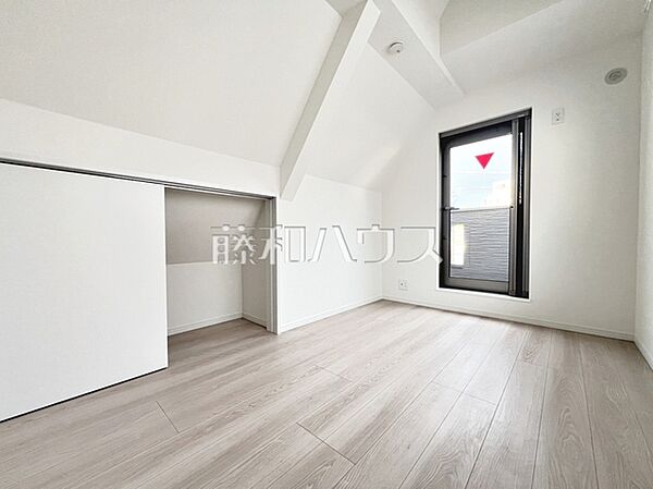 ≪居室≫ 部屋の雰囲気や広さ・眺望・間取りの使い勝手など、是非一度、ご自身の目で確かめてみてください。 　【世田谷区千歳台5丁目】