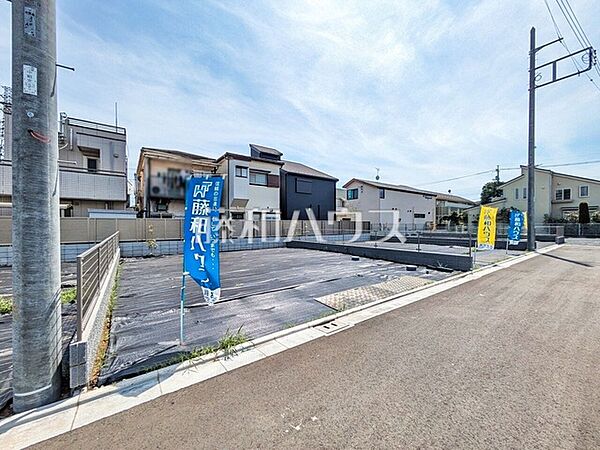 現場風景　【国立市東3丁目】 見学はしたいけど、なかなか時間が取れない・・・そんな方に出勤前や仕事終わりにマイホームを見学できるサポートをいたします。