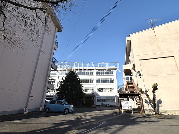 八王子市立第一中学校 (1280m)