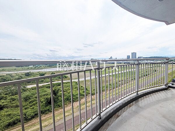 バルコニー　【ヴェルドミール多摩川】
