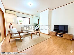 日野市多摩平5丁目　中古戸建 4LDKのリビング/ダイニング