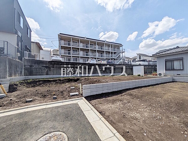 3号地　現地写真　【多摩市連光寺2丁目】約41.74坪のゆとりある敷地ですので、広いお庭も確保できそうですね。