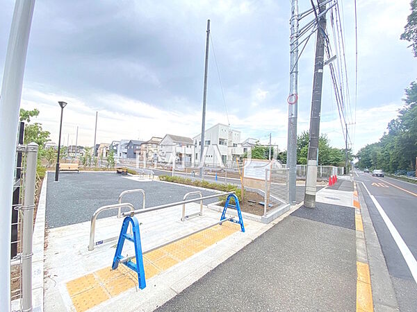 青葉町一丁目第11仲よし広場 (980m)