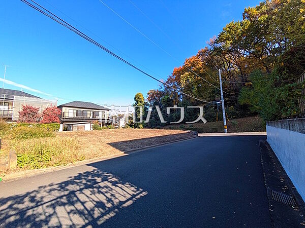 接道状況および現場風景　【八王子市久保山町1丁目】