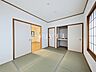 寝室：和室　【新座市片山3丁目】