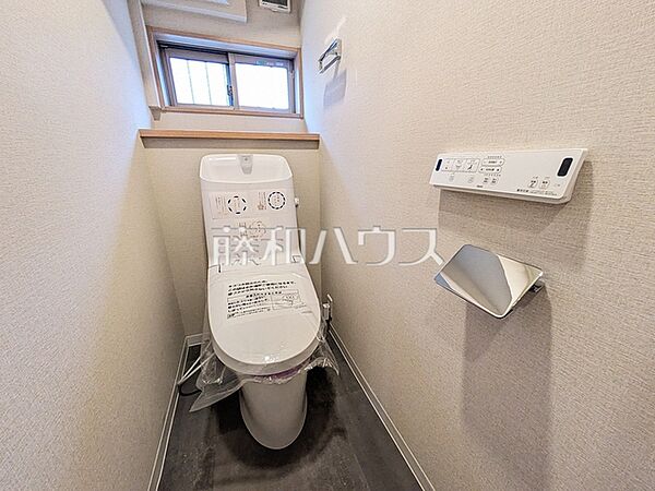 トイレ　【新座市片山3丁目】