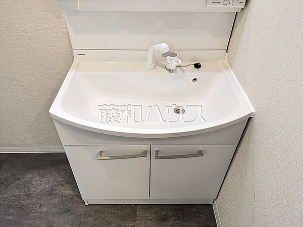 洗面室　【新座市片山3丁目】