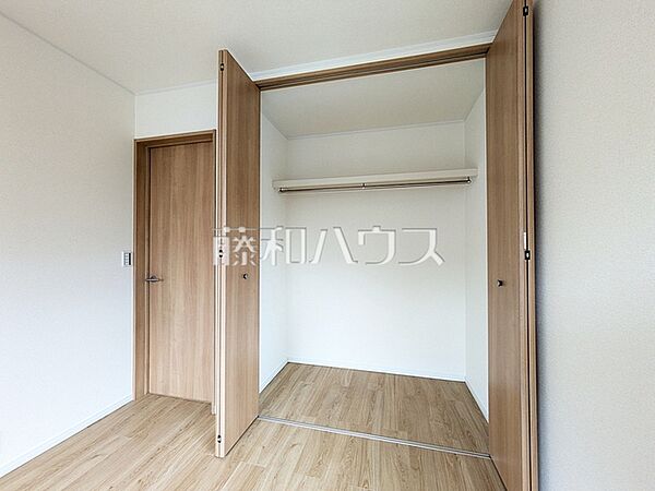 収納　【新座市片山3丁目】