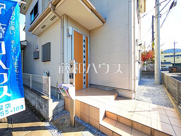 玄関　【新座市大和田4丁目】