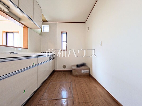キッチン　【新座市大和田4丁目】
