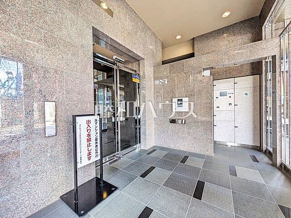 エントランス　【マイキャッスル立川エクセレントステージ】