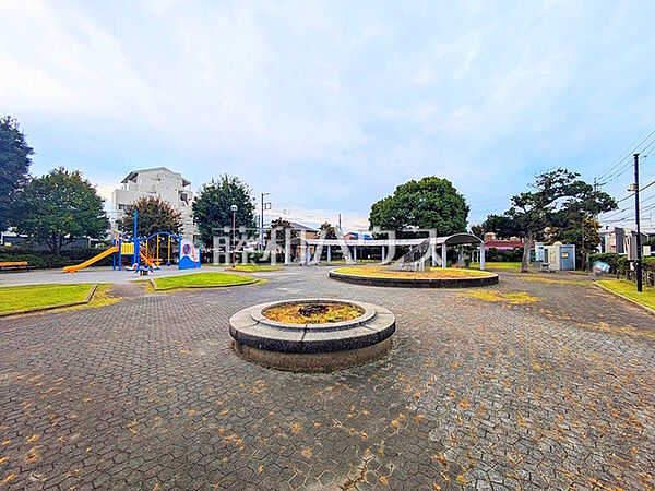 大横町公園 (1370m)