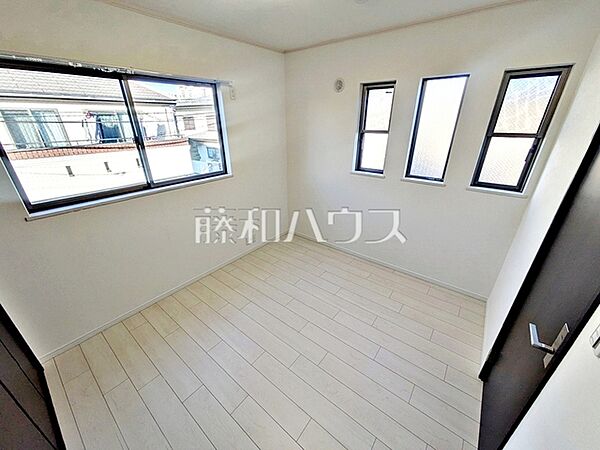 居室　【杉並区桃井1丁目】全居室2面採光で明るいお部屋　