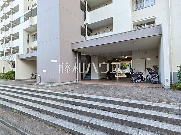 エントランス　【昭島つつじが丘ハイツ　4号棟】