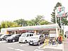 周辺：セブン-イレブン 練馬中村かしわ公園前店 (590m)