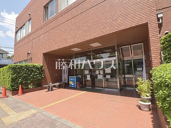 谷戸図書館 (1540m)