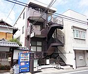 墨染駅より徒歩1分 2階 築36年の賃貸物件